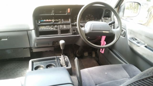 1989 Toyota Hiace Turbo Diesel Super Custom - photo 10