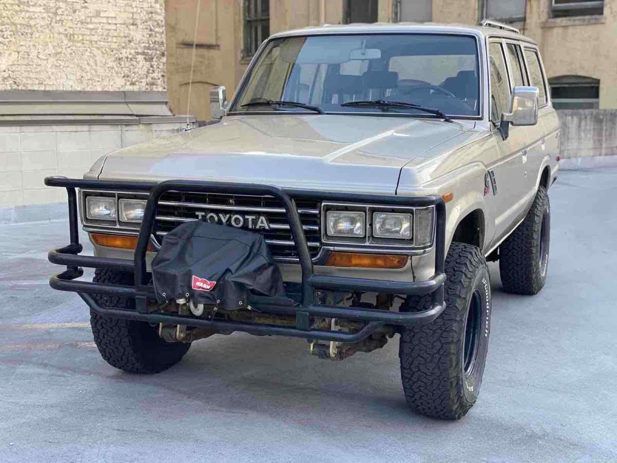 1989 Toyota Land Cruiser CUMMINS 4WD Manual FJ62 1989 Toyota Land Cruiser FJ62 GX