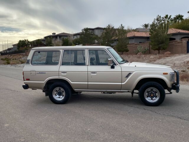 1989 Toyota Land Cruiser LANDCRUSIER FJ62 - photo 5