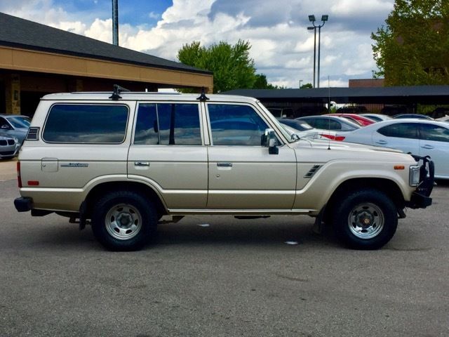 1989 Toyota Land Cruiser FJ62 - photo 2