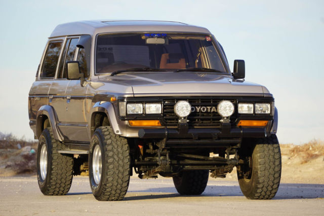 1989 Toyota Land Cruiser HJ61 - photo 6
