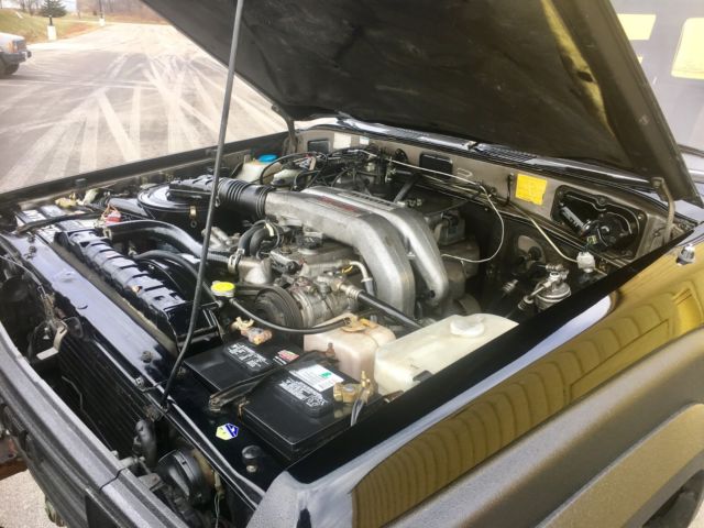 1989 Toyota Land Cruiser HJ61 - photo 8
