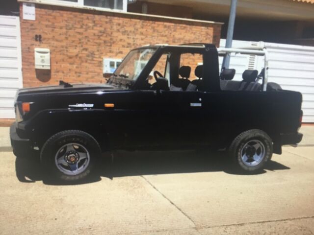 1989 Toyota Land Cruiser LJ73 2.4L Turbo Diesel 5 speed - photo 2