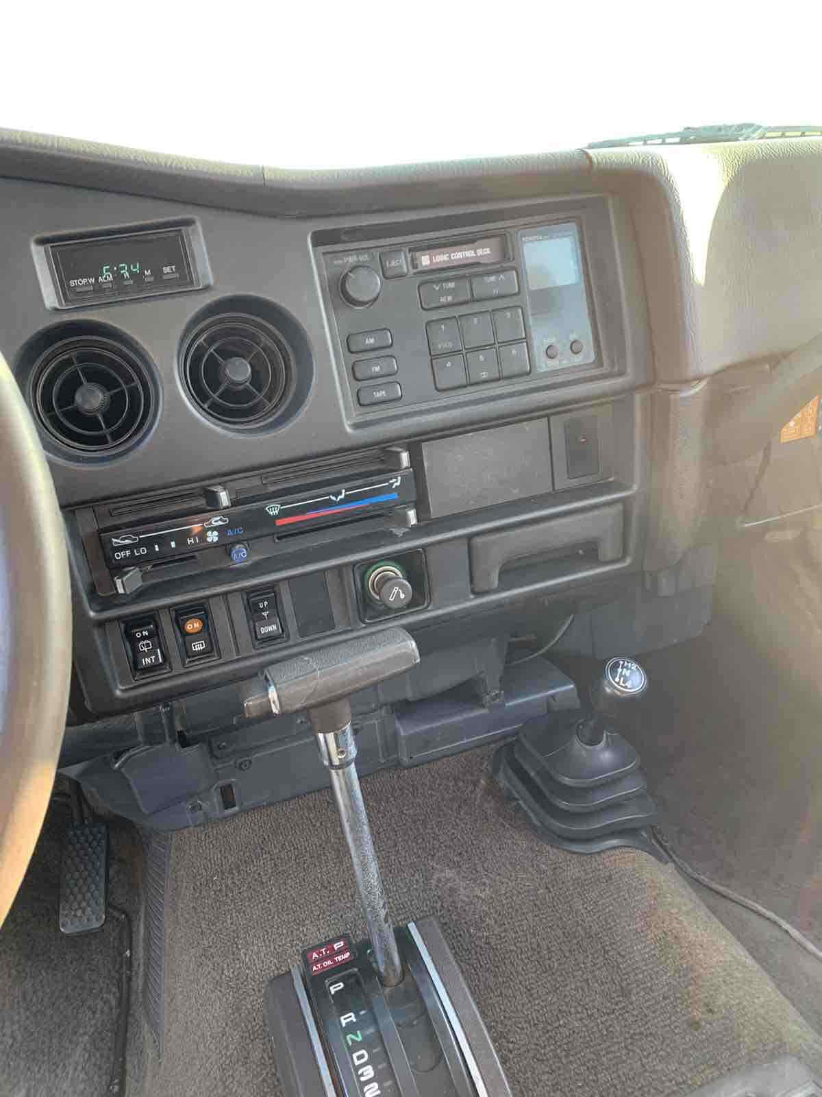 1989 Toyota Land Cruiser FJ62 GX - photo 13