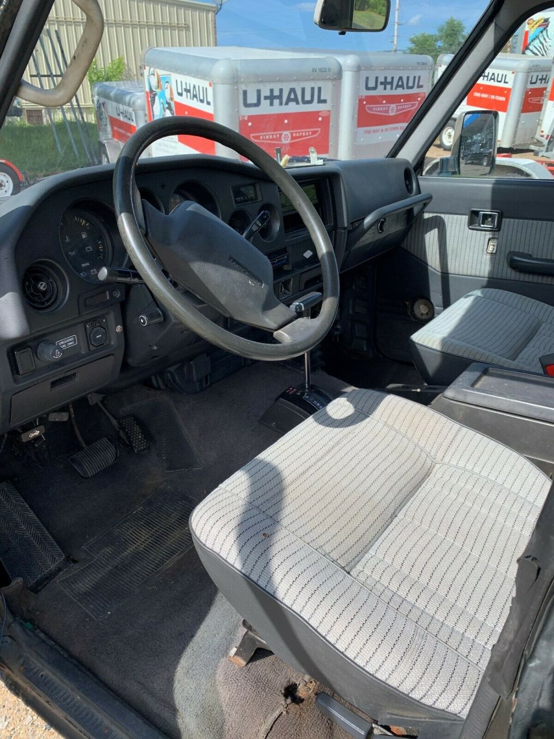 1989 Toyota Land Cruiser FJ62 GX - photo 10