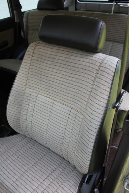 1989 Toyota Land Cruiser FJ62 - photo 8