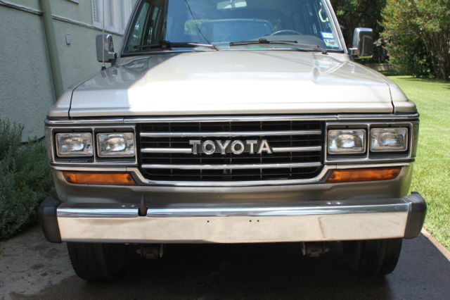 1989 Toyota Land Cruiser FJ62 - photo 3