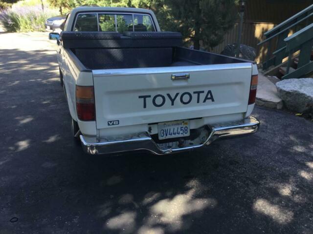 1989 Toyota Long BED PIckup With tool box Blue - photo 4