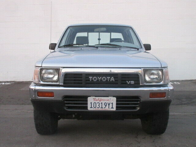 1989 Toyota Pickup SR5 - photo 5