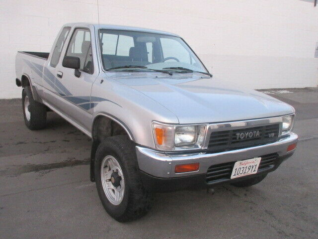 1989 Toyota Pickup SR5 - photo 6