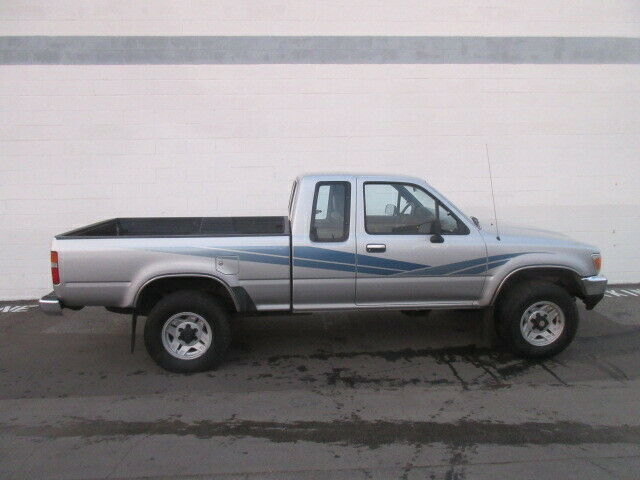 1989 Toyota Pickup SR5 - photo 8