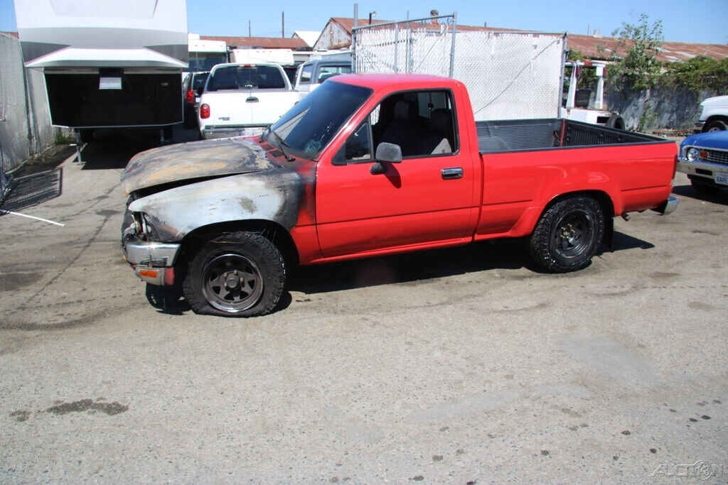 1989 Toyota Pickup - photo 3