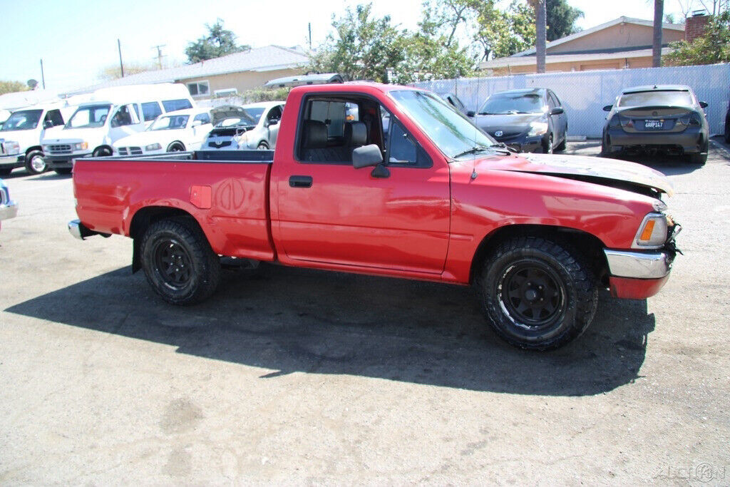 1989 Toyota Pickup - photo 8