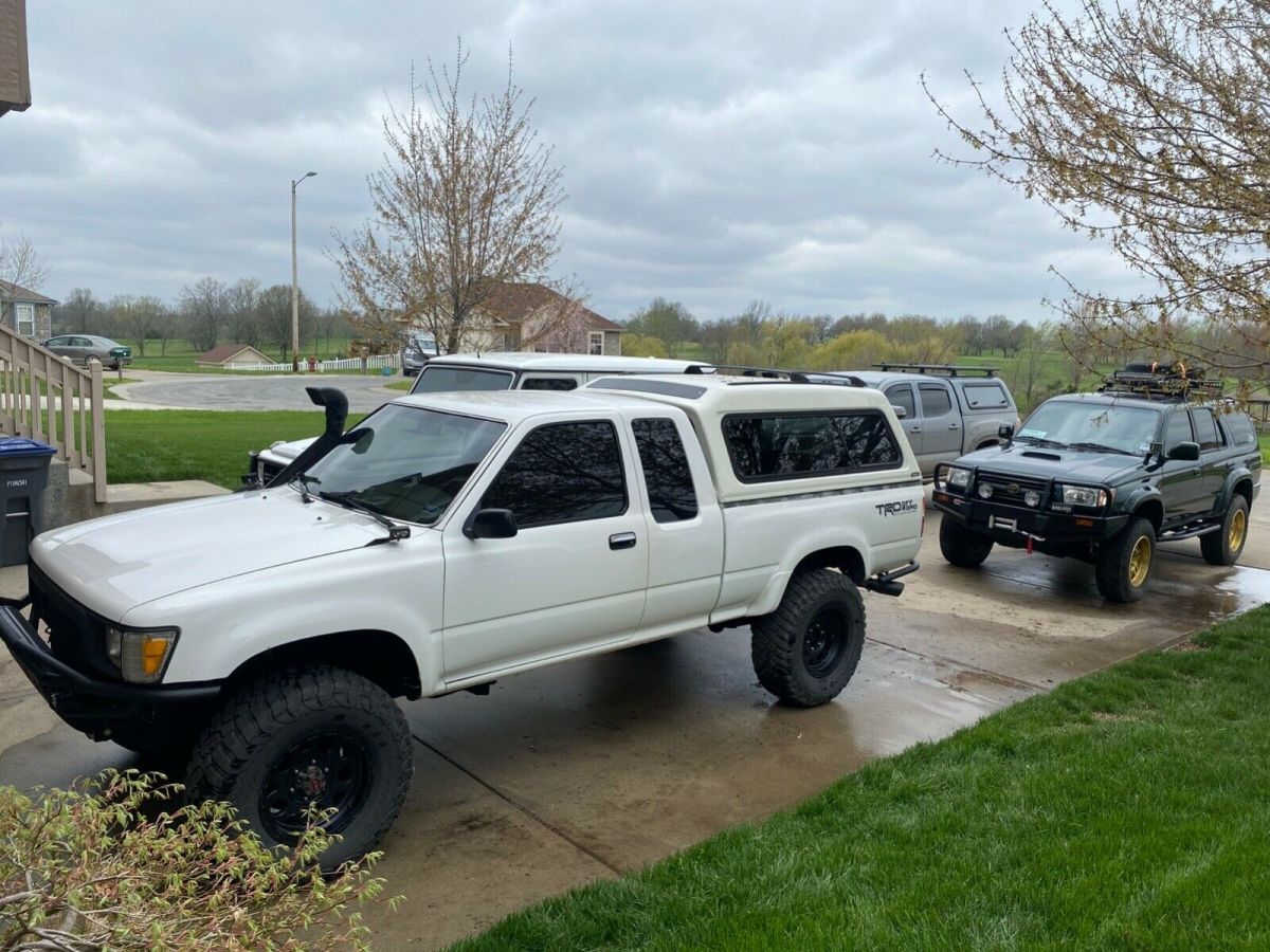 1989 Toyota Pickup 3.4L Supercharged - photo 2