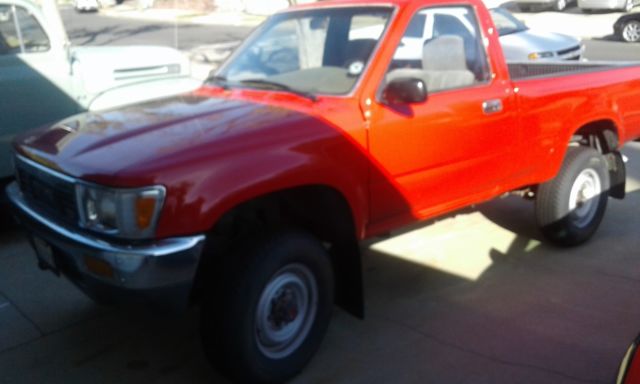1989 Toyota Pickup - photo 8