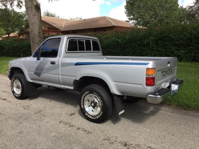1989 Toyota Other Pickup 4x4 Deluxe - photo 2