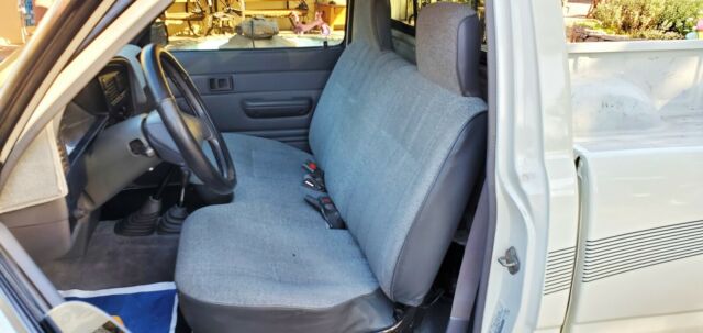 1989 Toyota Pickup - photo 13