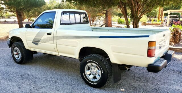 1989 Toyota Pickup - photo 4