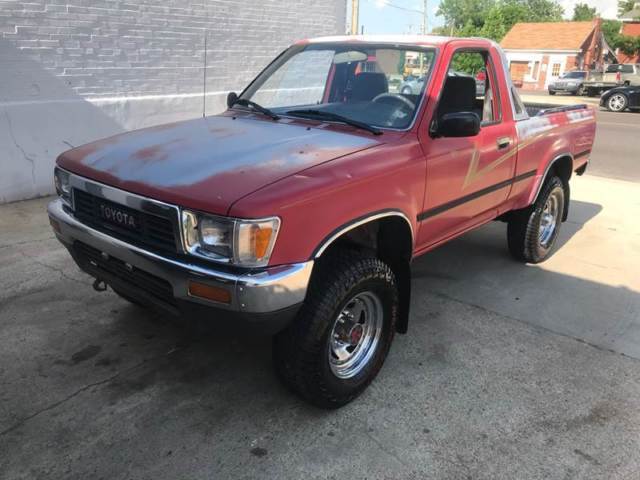1989 Toyota Pickup 4x4 92k Original Miles Rust Free Survivor Free Shipping! 1989 Toyota Tacoma Deluxe 2dr 4WD Standard Cab SB