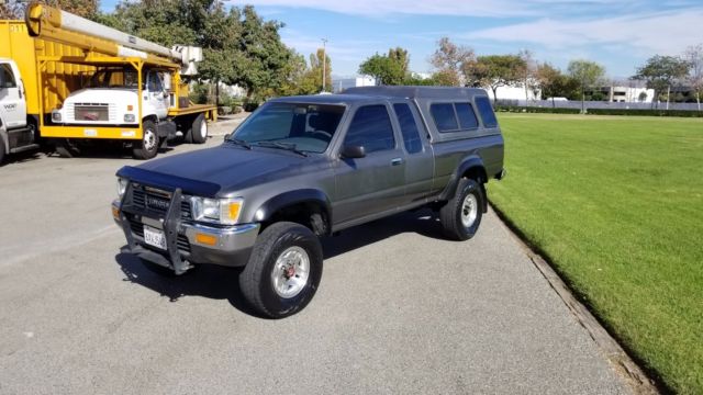 1989 Toyota Pickup SR5 - photo 9