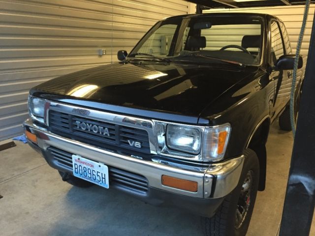 1989 Toyota Pickup 4x4 V6 Deluxe Ext Cab 82K ORIGINAL MILES RUST FREE 1 OWNER 1989 Toyota Other Hilux SR5