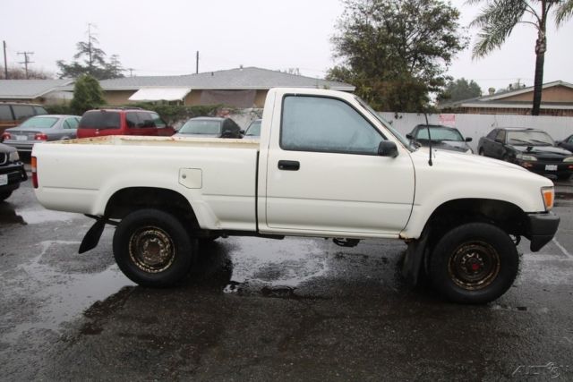 1989 Toyota Pickup Deluxe - photo 6