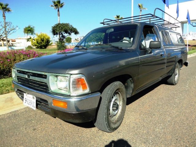 1989 Toyota PICKUP DELUXE