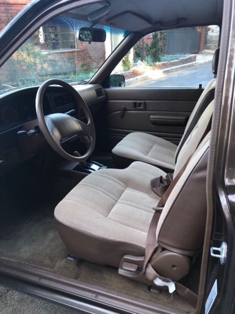 1989 Toyota Pickup - photo 8