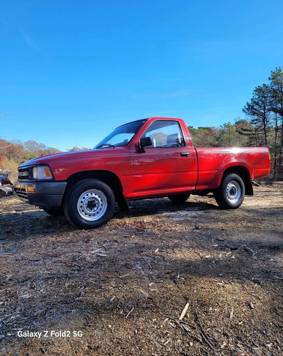 1989 Toyota Pickup 1/2 TON SHORT WHEELBASE - photo 2