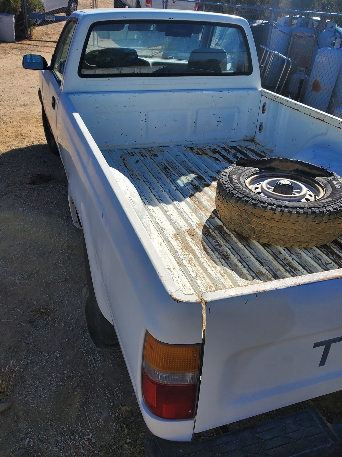 1989 Toyota Pickup 1/2 TON LONG WHEELBASE DLX - photo 3