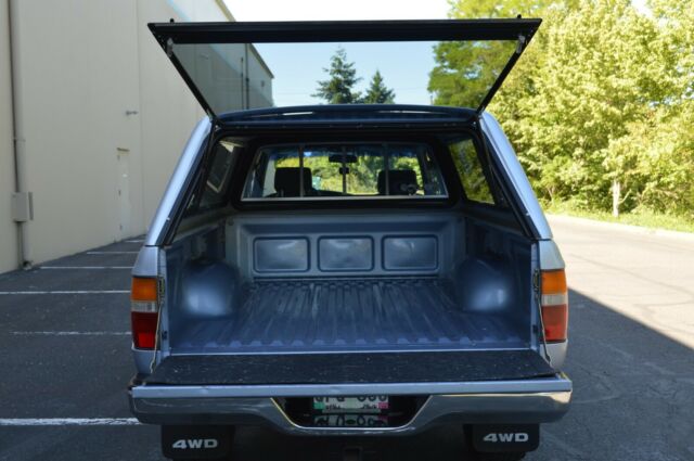 1989 Toyota Pickup - photo 12