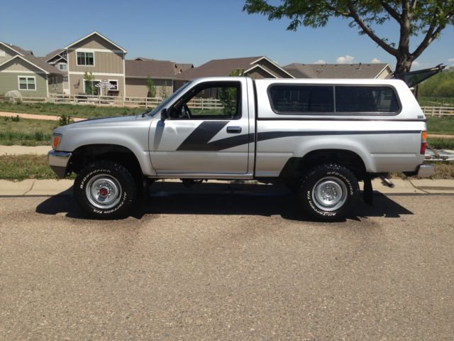 1989 Toyota Pickup SR5 Standard Cab Pickup 2-Door 2.4L 1989 Toyota Other SR5 Standard Cab Pickup 2-Door
