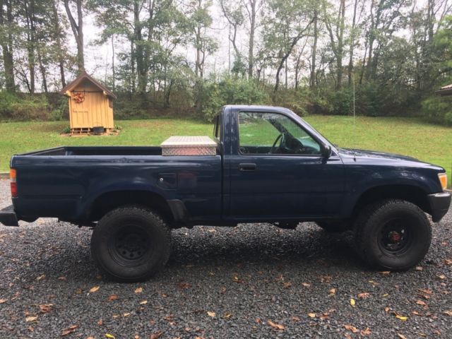 1989 Toyota PickUp Truck 4WD V6 NICE 1989 Toyota Pickup