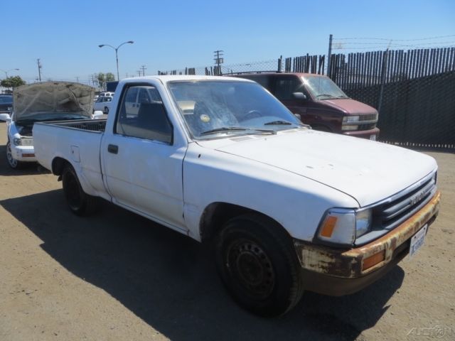 1989 Toyota Other Base Standard Cab Pickup 2-Door - photo 6