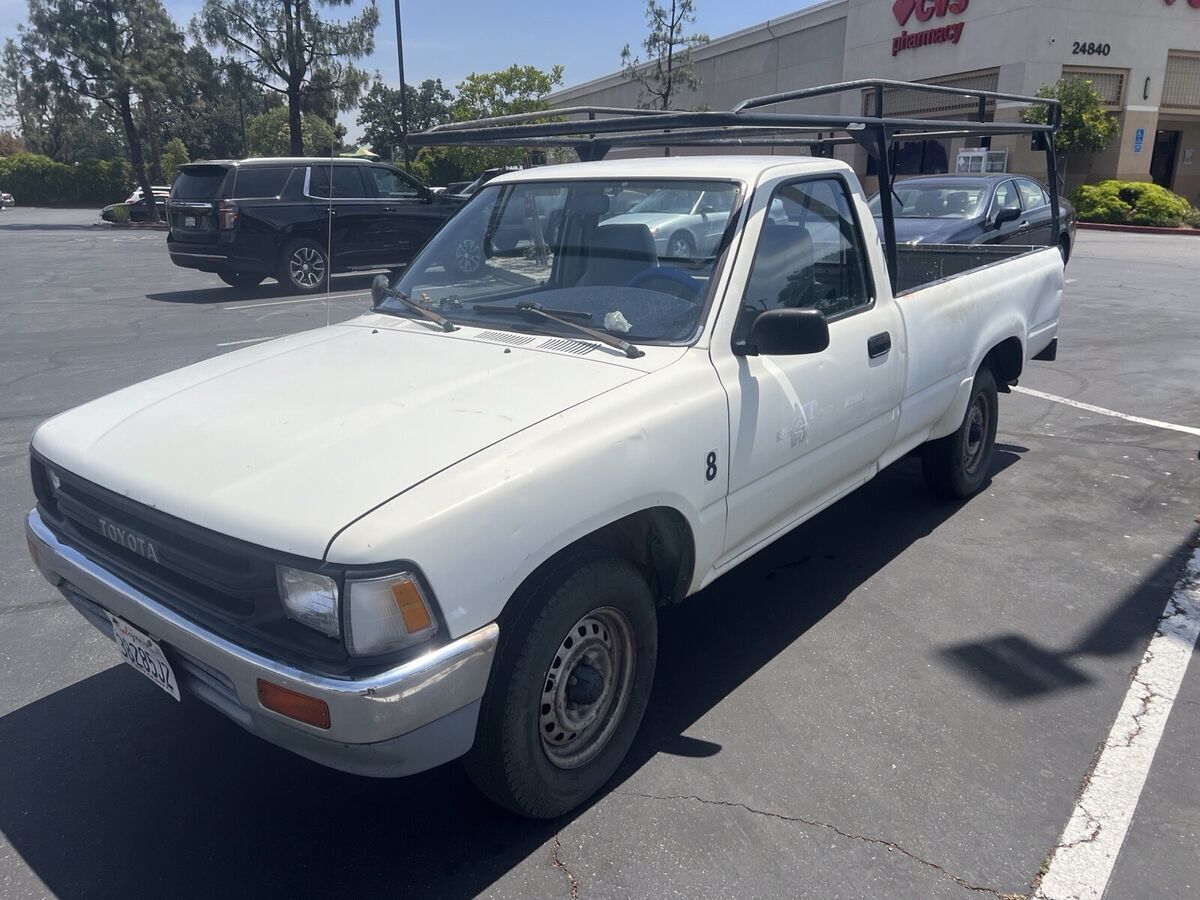 1989 Toyota Pickup 1 TON LONG WHEELBASE DLX - photo 9