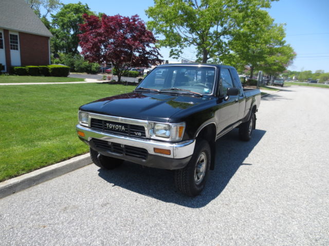 1989 Toyota Extra cab pickup SR=5 - photo 3