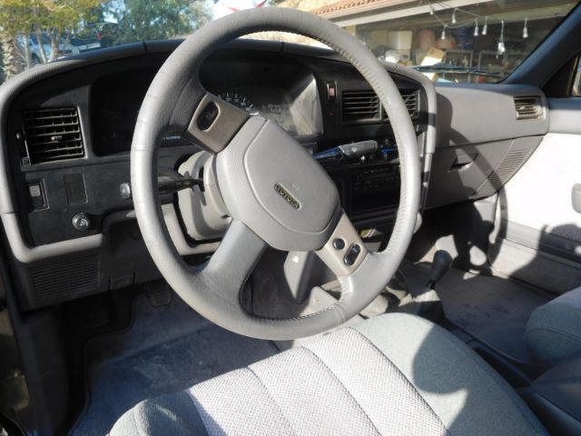 1989 Toyota tacoma - photo 9