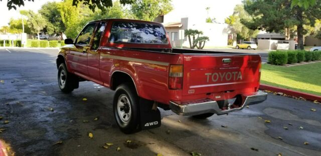 1989 Toyota Pickup SR5 - photo 3