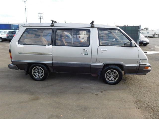 1989 Toyota Van LE - photo 5