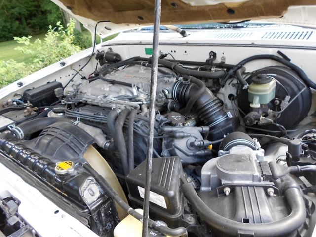 1989 Toyota Tacoma X-Cab pickup NO RESERVE - photo 4
