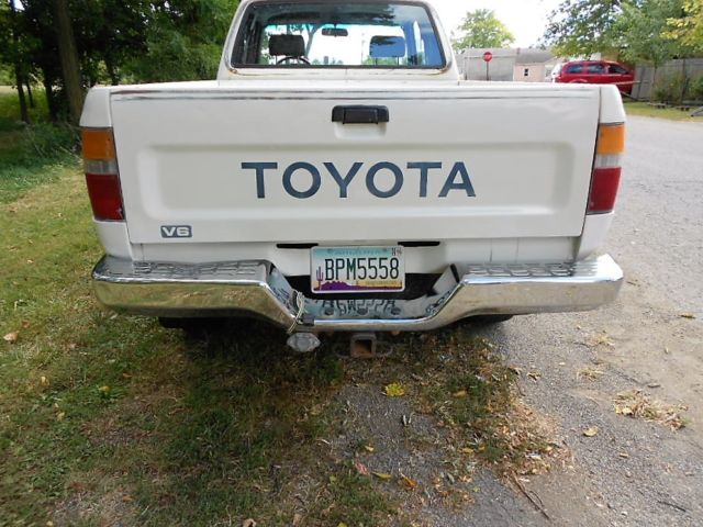 1989 Toyota Tacoma X-Cab pickup NO RESERVE - photo 6
