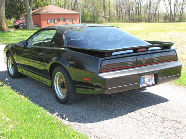 1989 Pontiac Firebird Trans-Am GTA - photo 5