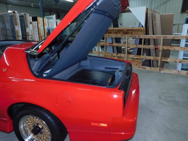 1989 Pontiac Trans Am GTA - photo 6
