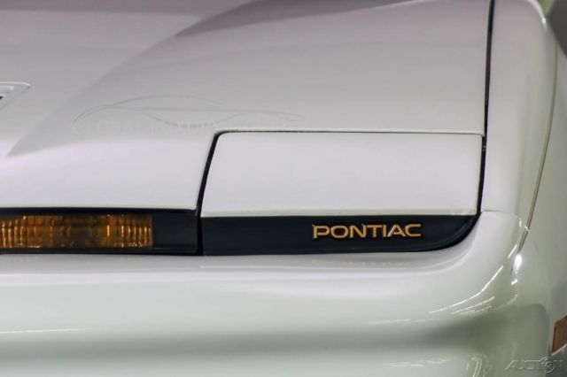 1989 Pontiac Firebird - photo 8