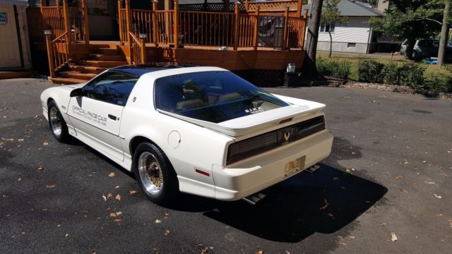 1989 Pontiac Trans Am Turbo 20th Anniversary #1367 - photo 7