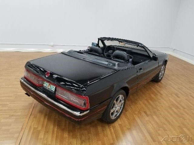 1989 Cadillac Allante - photo 6