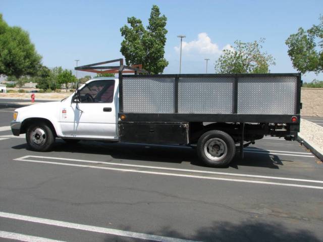 1989 Toyota Dually V6 - photo 5