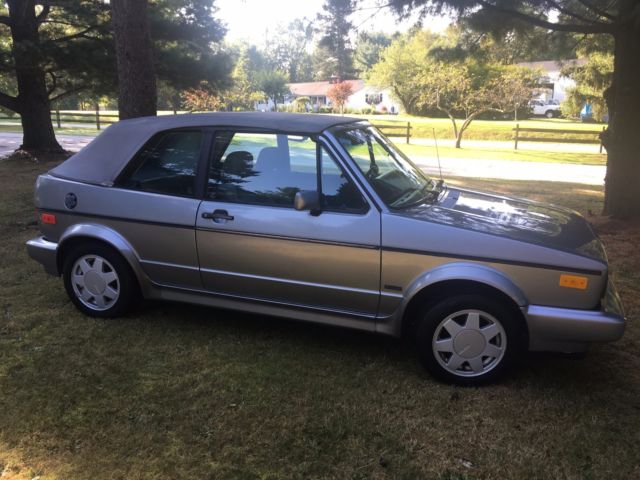 1989 Volkswagen Cabrio Bestseller Convertible 2-Door - photo 4