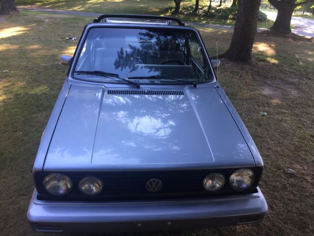 1989 Volkswagen Cabrio Bestseller Convertible 2-Door - photo 8