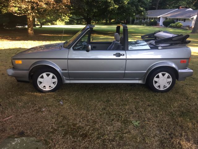 1989 Volkswagen Cabrio Bestseller Convertible 2-Door - photo 9